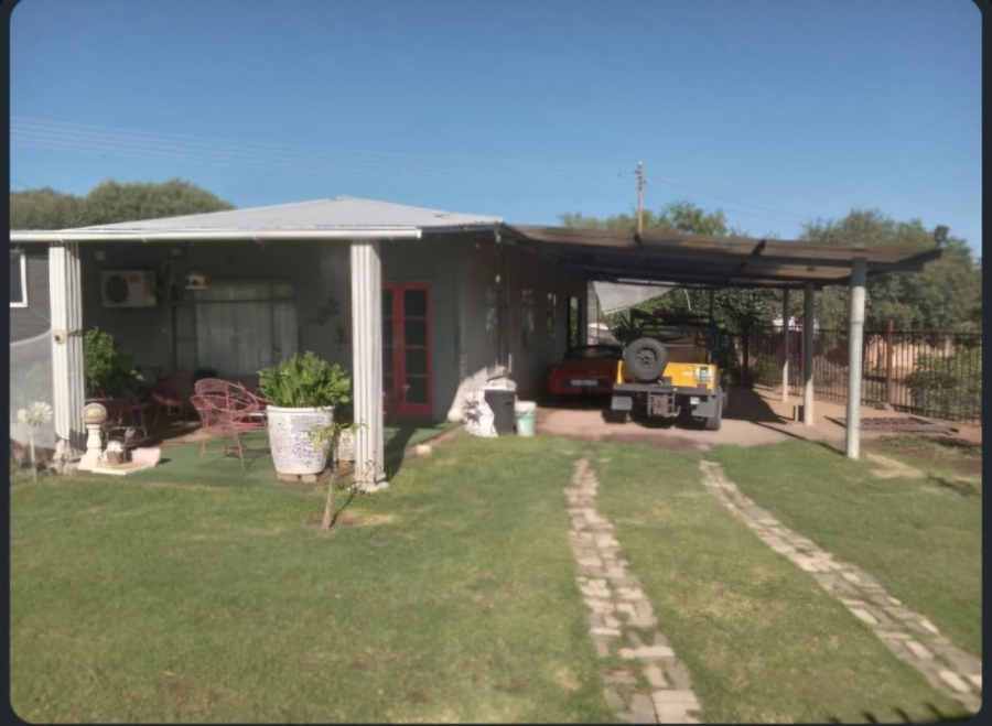 6 Bedroom Property for Sale in Gariepdam Free State